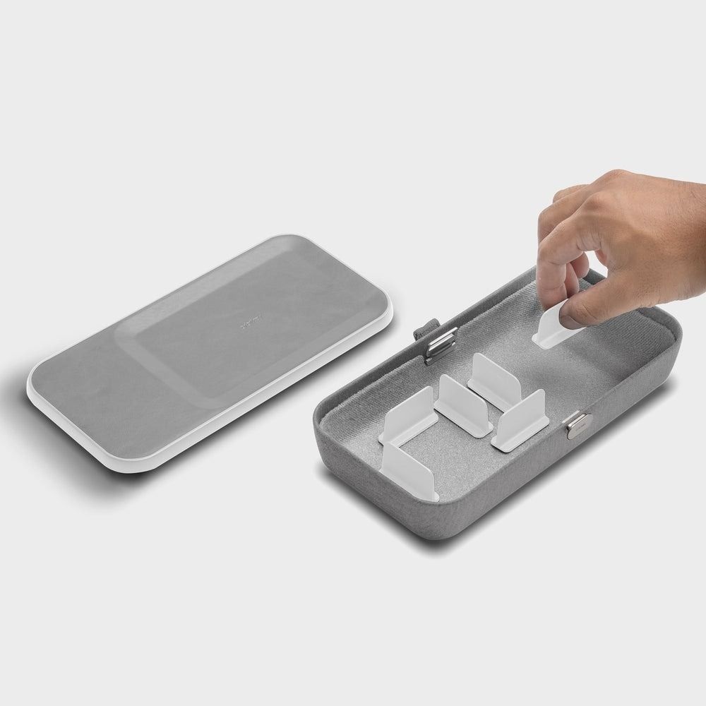 Orbitkey Nest V2 Desktop Organiser 內置無線充電收納盒(灰白色)