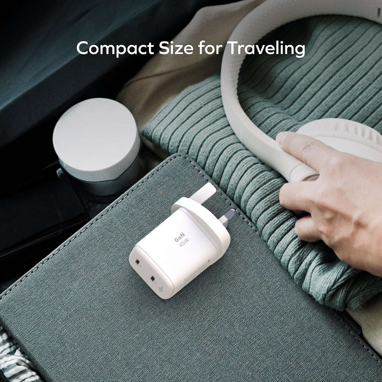 MOMAX 1-Charge 2-Port 45W GaN 雙輸出充電器(橙色)